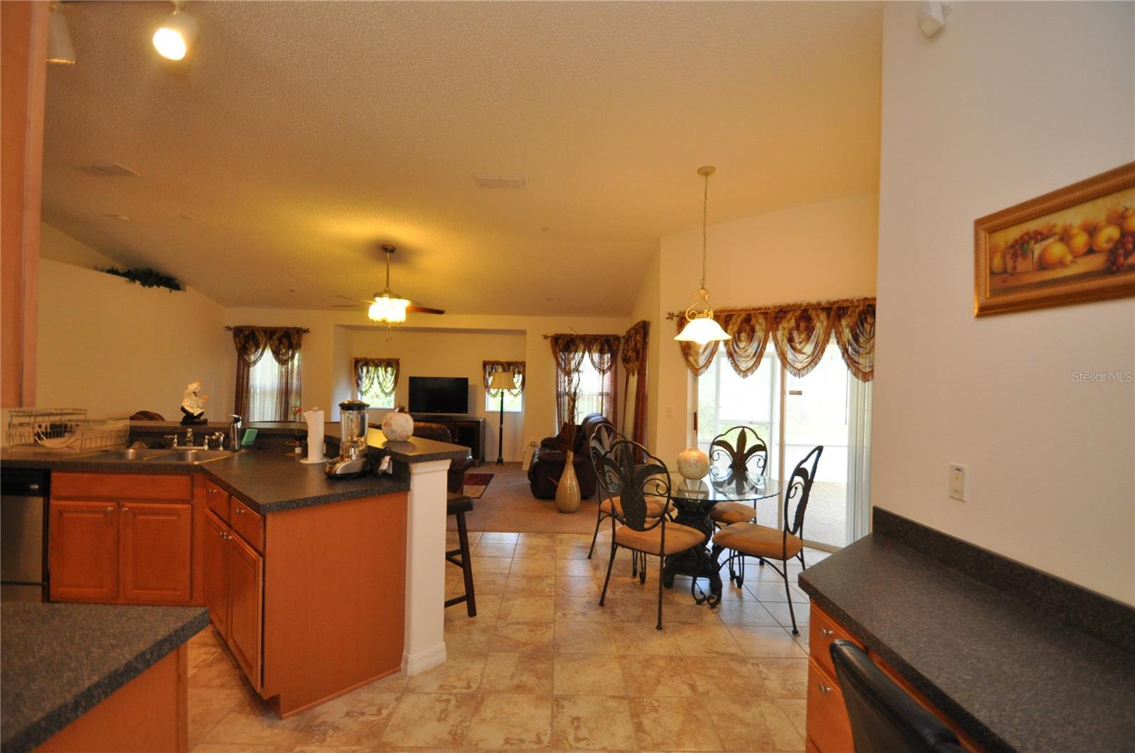 192 PINE GROVE DR — photo 7