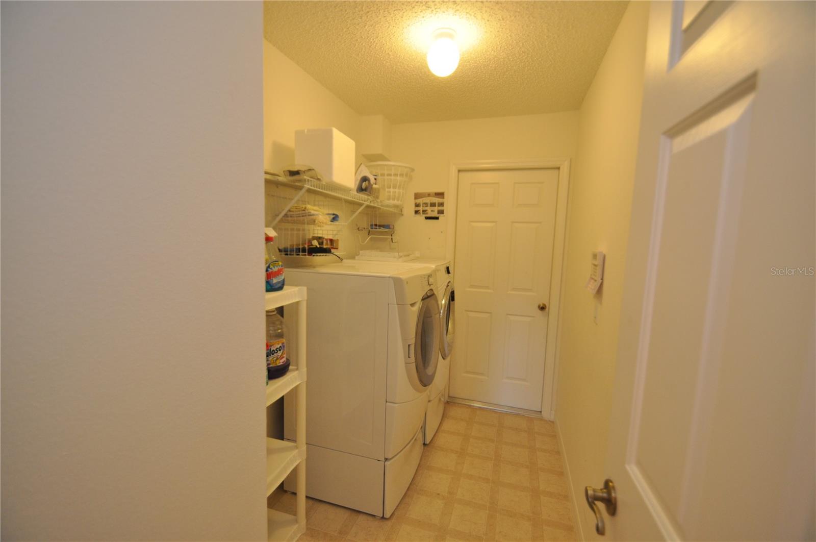 192 PINE GROVE DR — photo 24