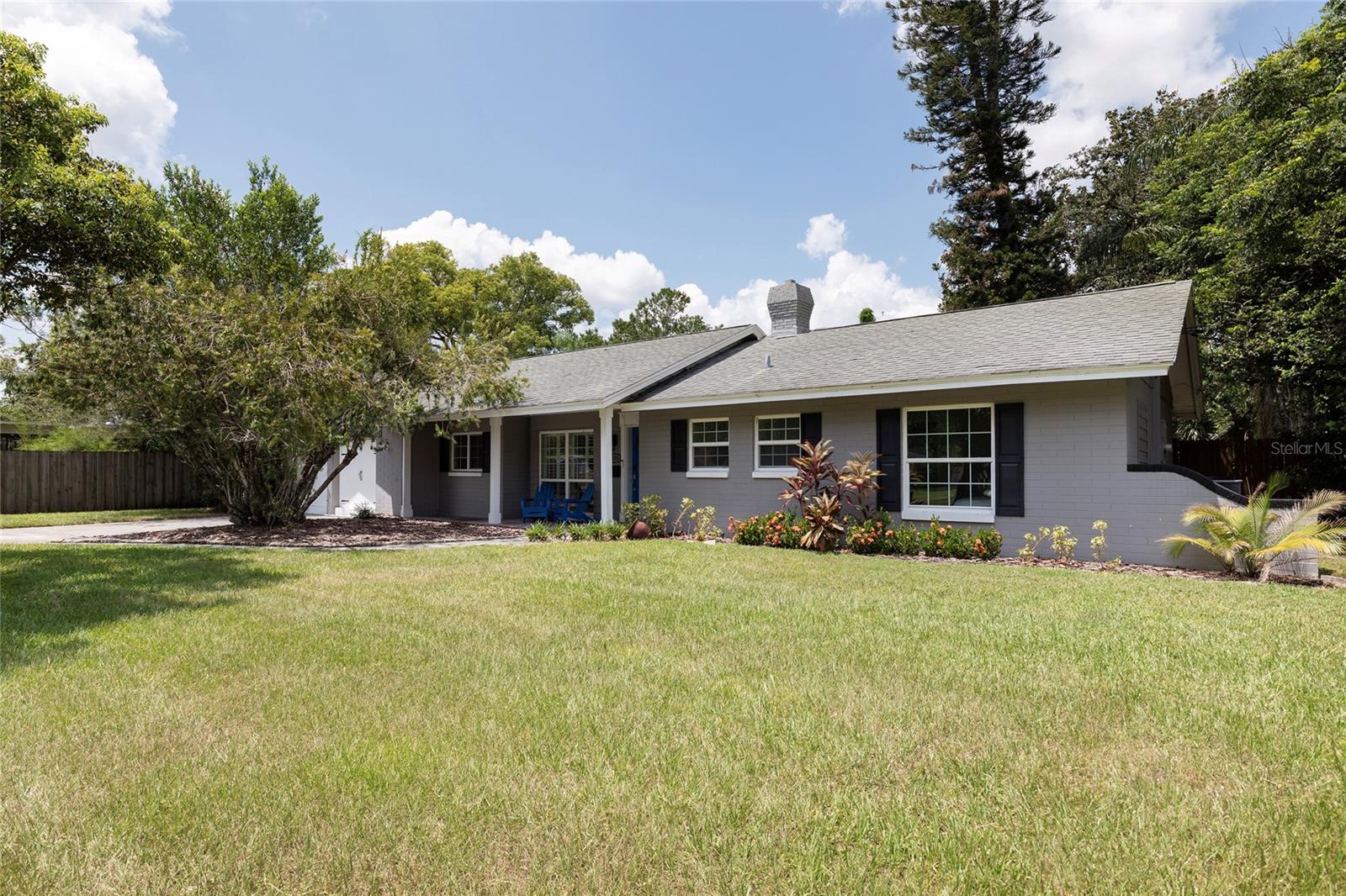 5233 LAKE HOWELL RD — photo 2