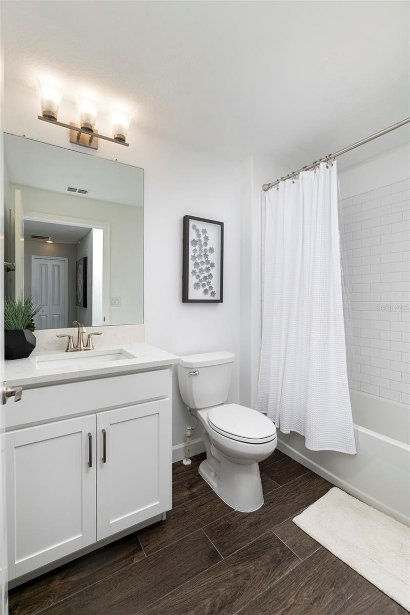 17318 HOLLY WELL AVE — photo 8