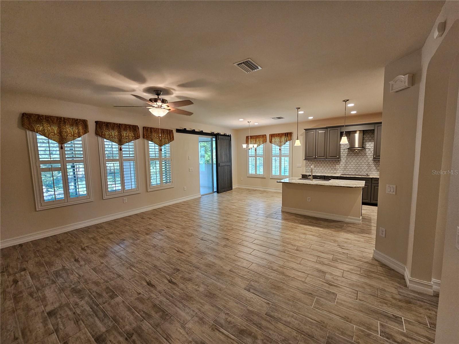 16320 HYDE MANOR DR — photo 8