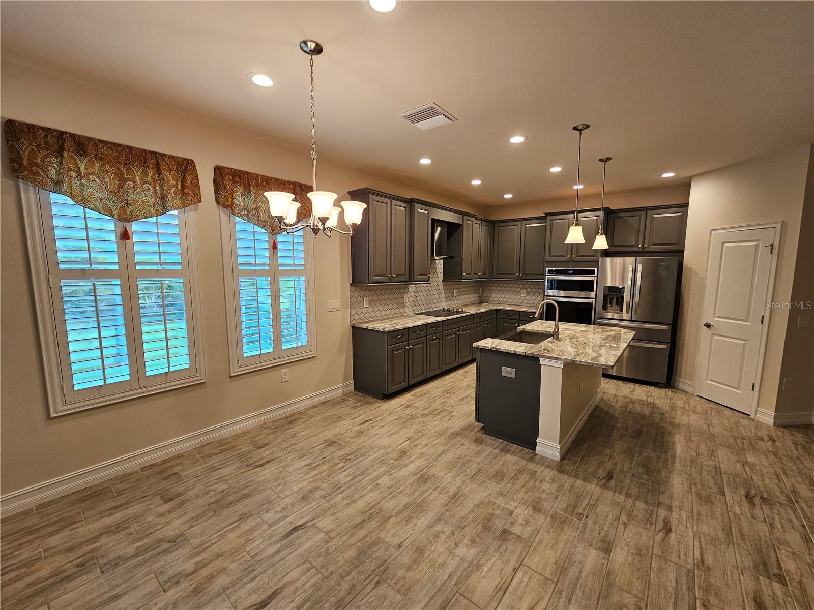 16320 HYDE MANOR DR — photo 11