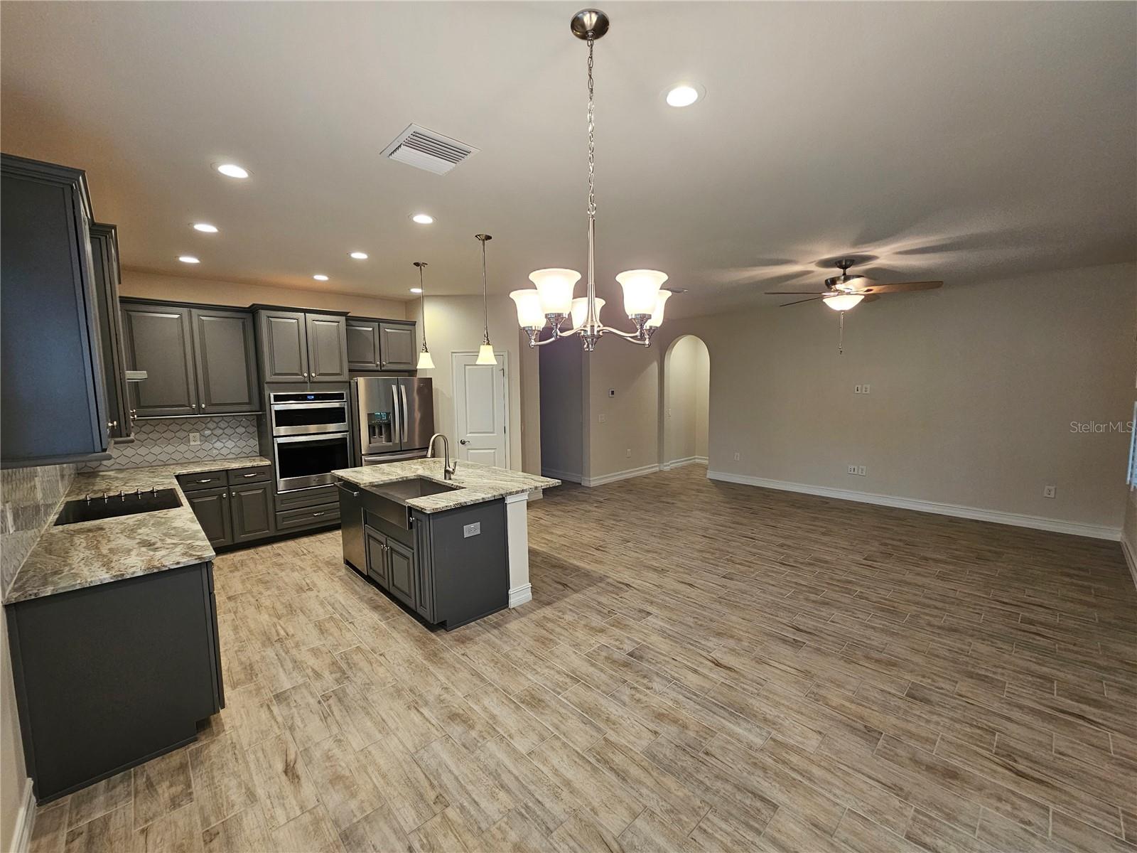 16320 HYDE MANOR DR — photo 12