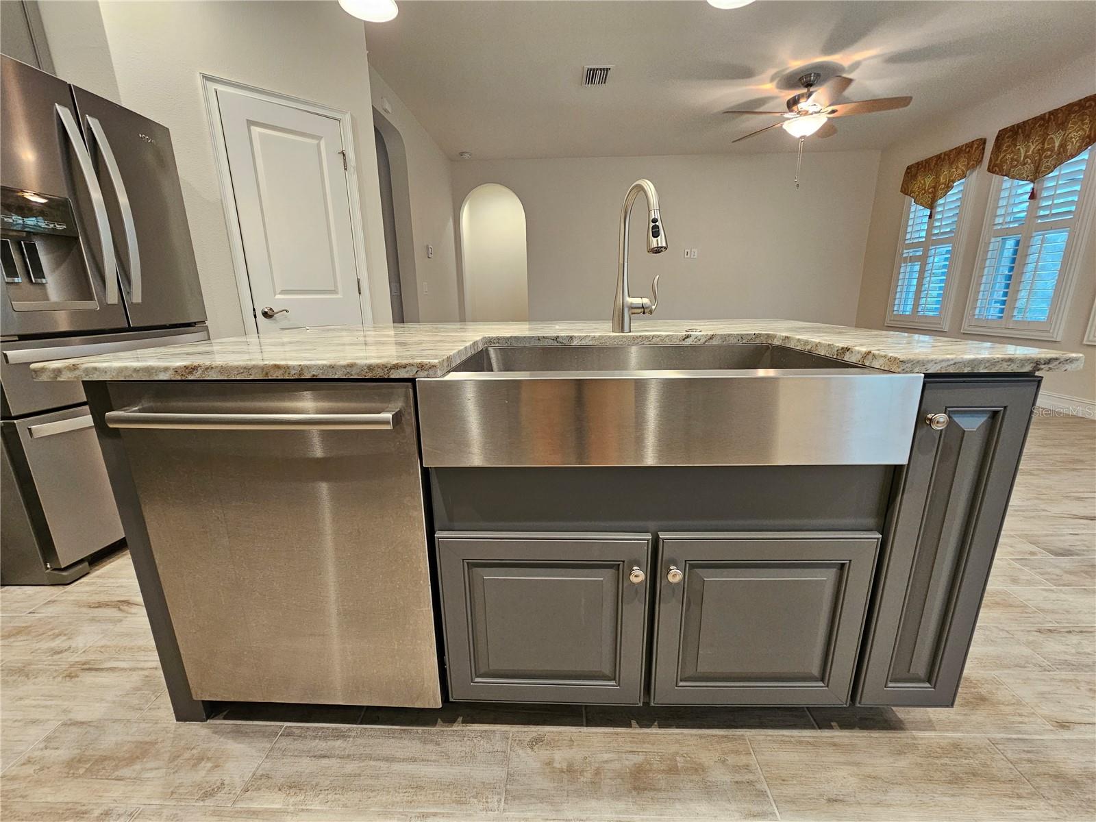 16320 HYDE MANOR DR — photo 16