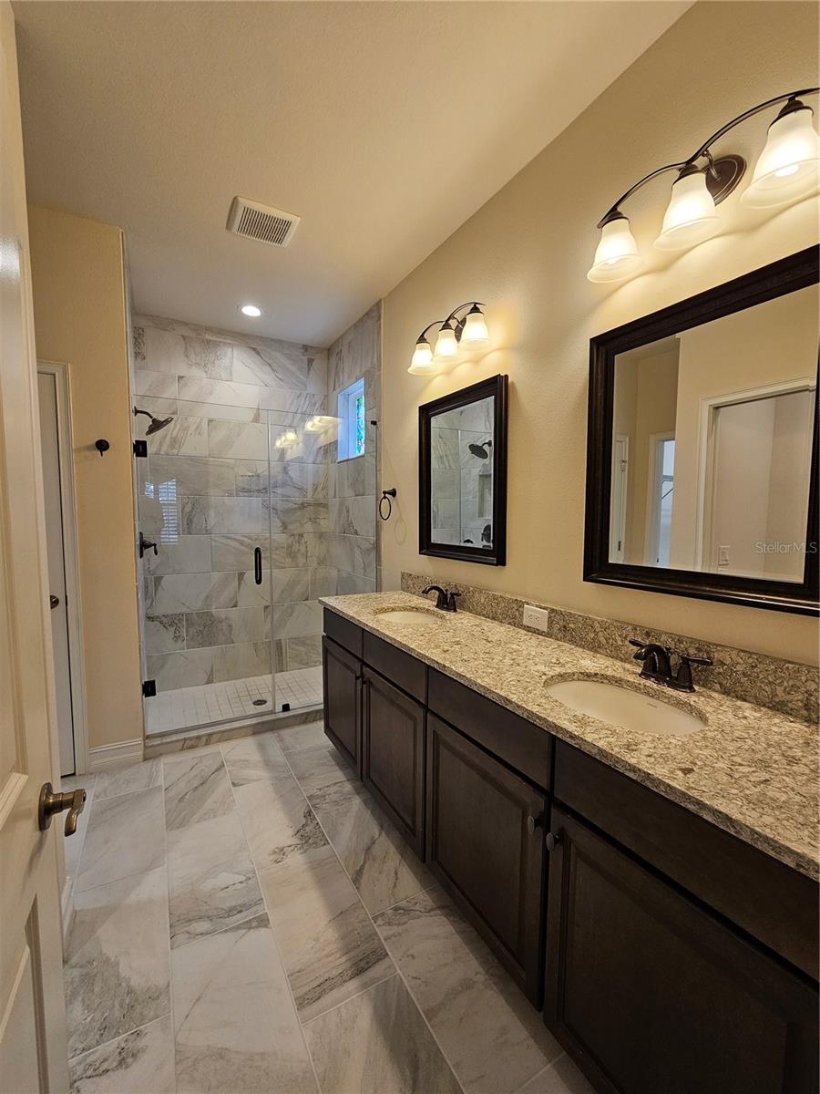 16320 HYDE MANOR DR — photo 23