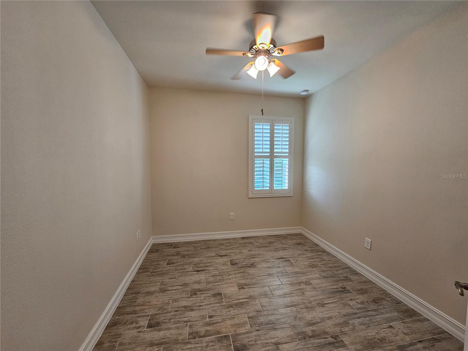 16320 HYDE MANOR DR — photo 39