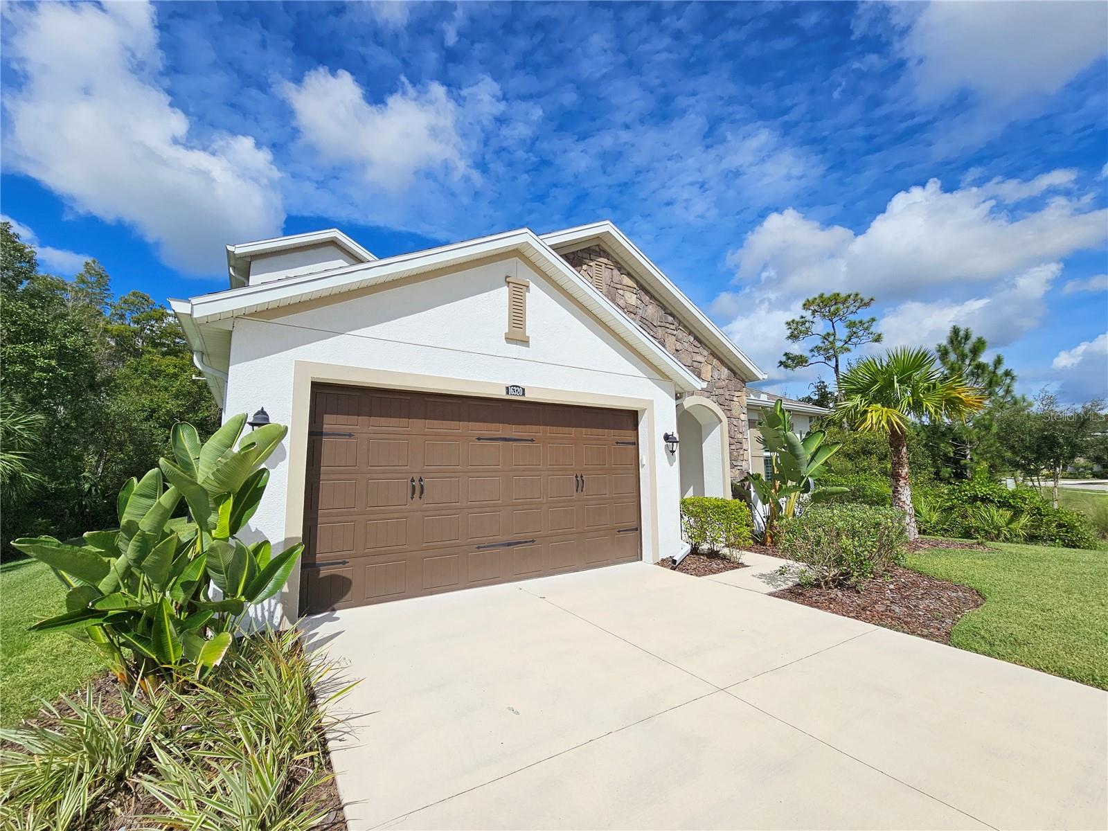 16320 HYDE MANOR DR — photo 52