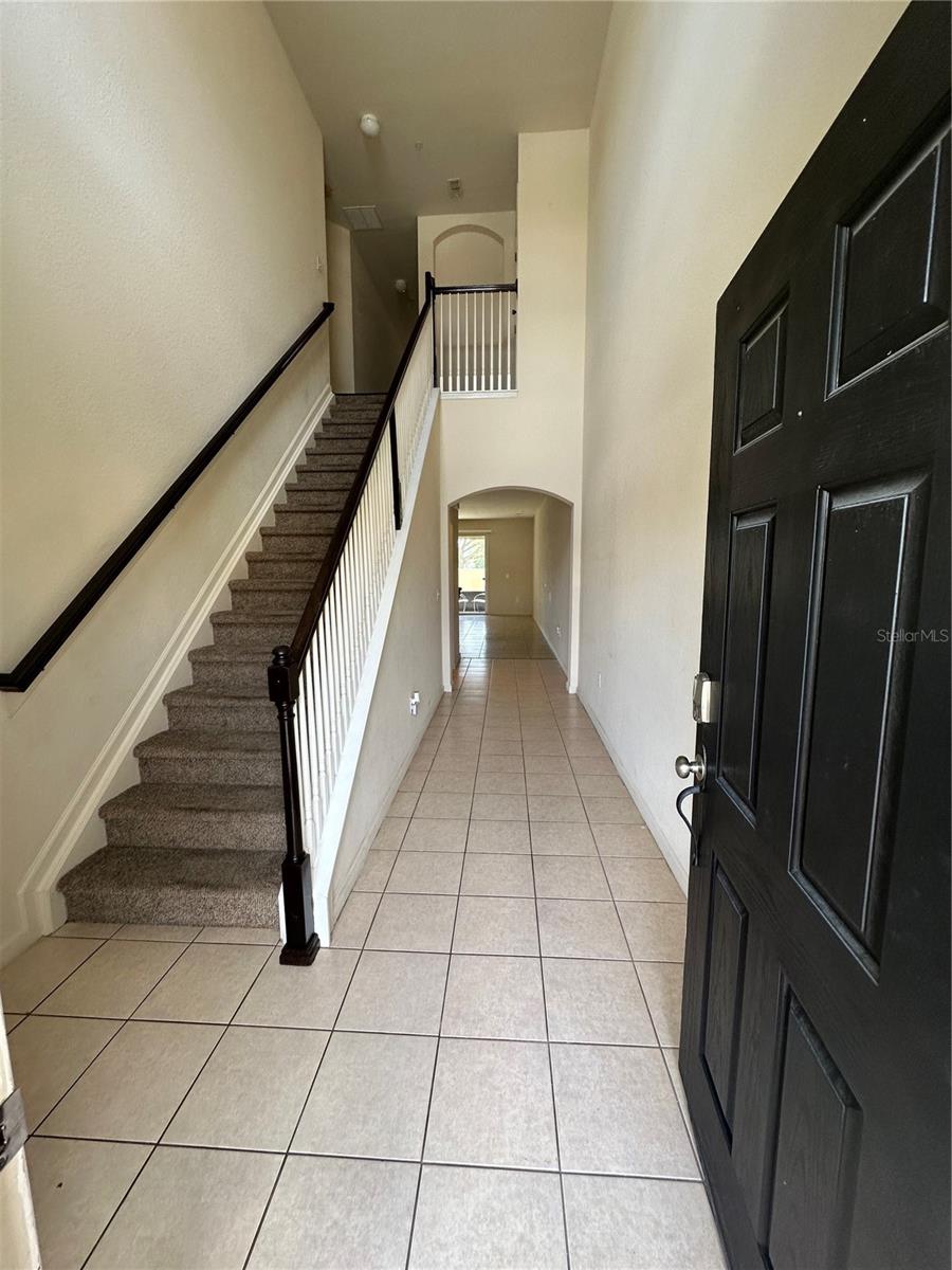 3008 ASHLAND LN S — photo 3