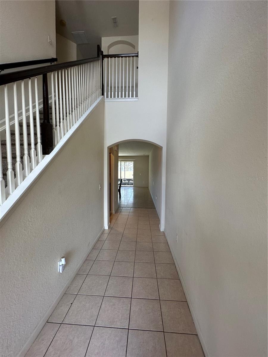 3008 ASHLAND LN S — photo 4