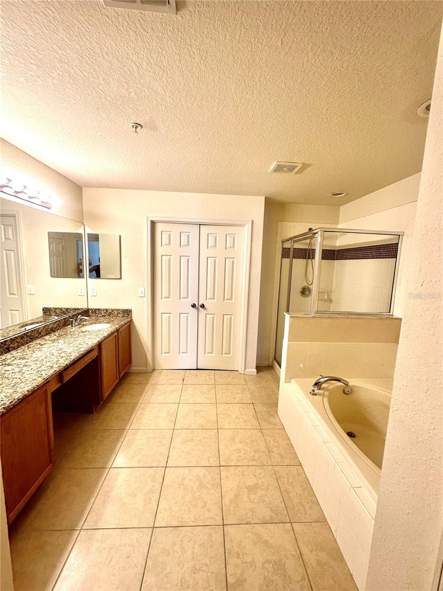 3008 ASHLAND LN S — photo 12