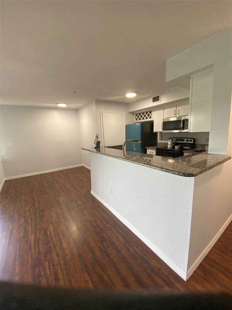 7320 WESTPOINTE BLVD #511 — photo 14