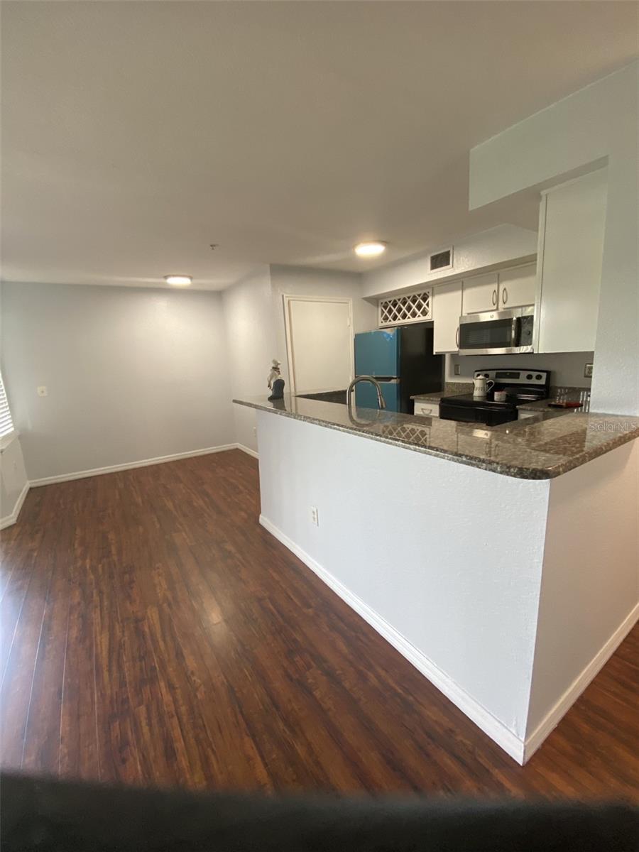7320 WESTPOINTE BLVD #511 — photo 15