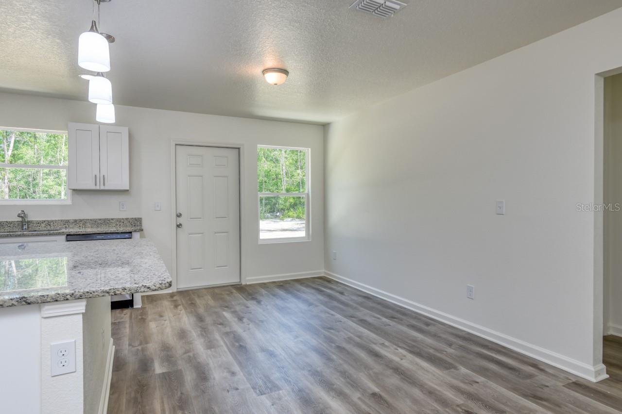 5731 CHIPPEWA AVE — photo 9