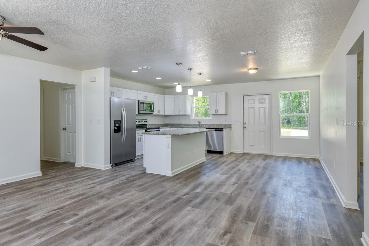 5731 CHIPPEWA AVE — photo 10