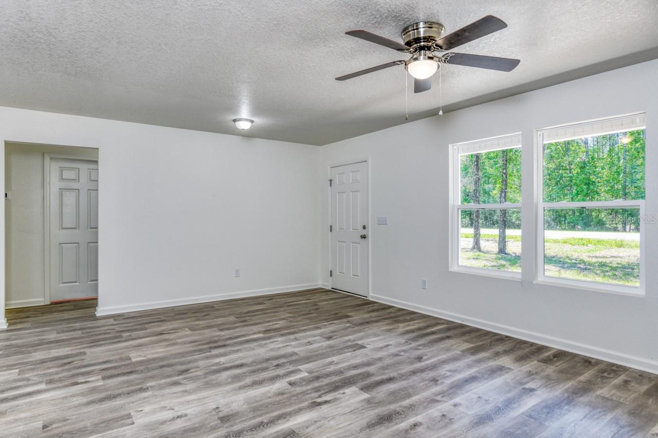 5731 CHIPPEWA AVE — photo 14