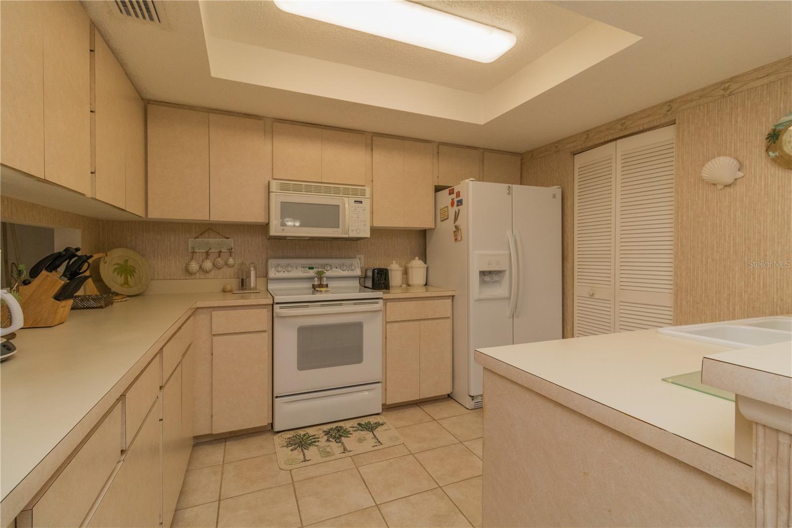 3805 SUN EAGLE LN #208 — photo 9