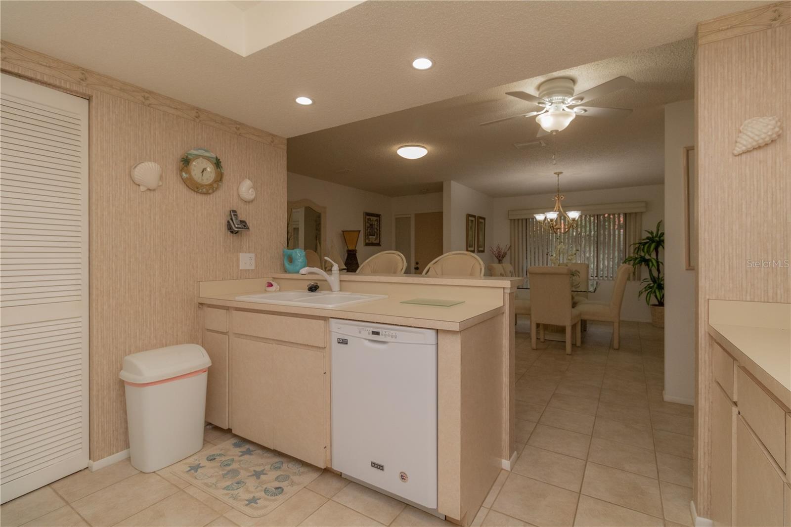 3805 SUN EAGLE LN #208 — photo 13