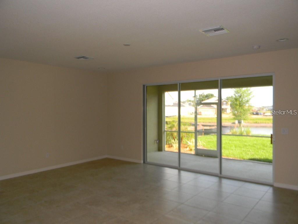 5729 SUNFLOWER CIR — photo 2