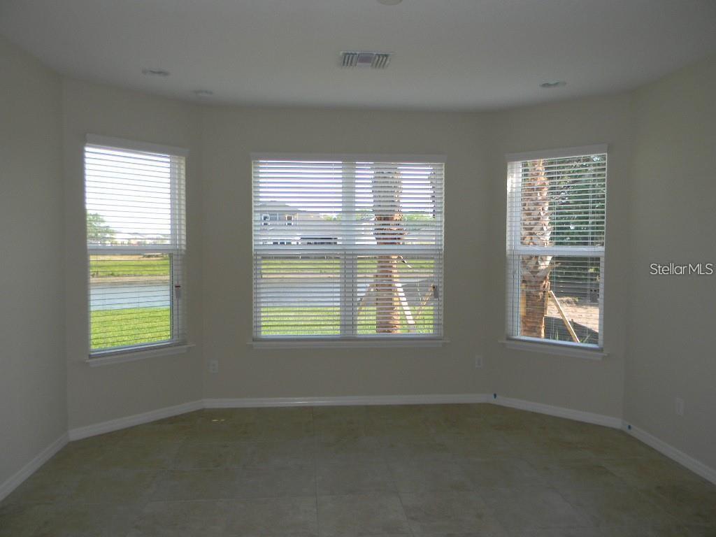 5729 SUNFLOWER CIR — photo 7