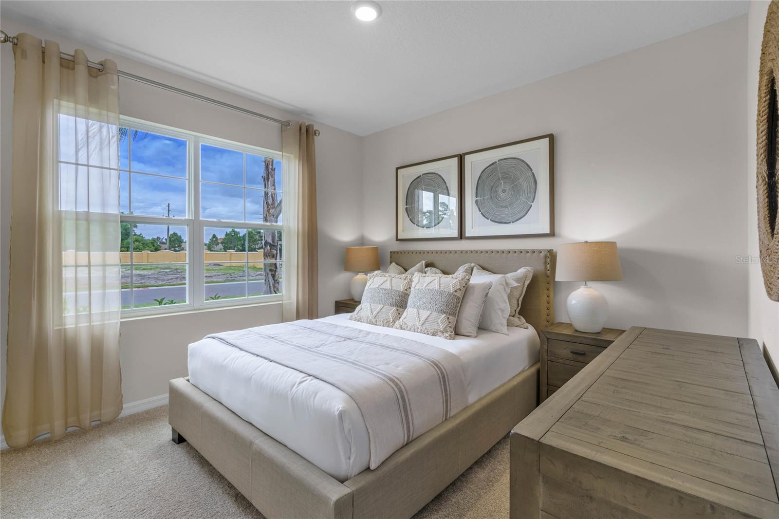 679 LAZIO CIR — photo 3