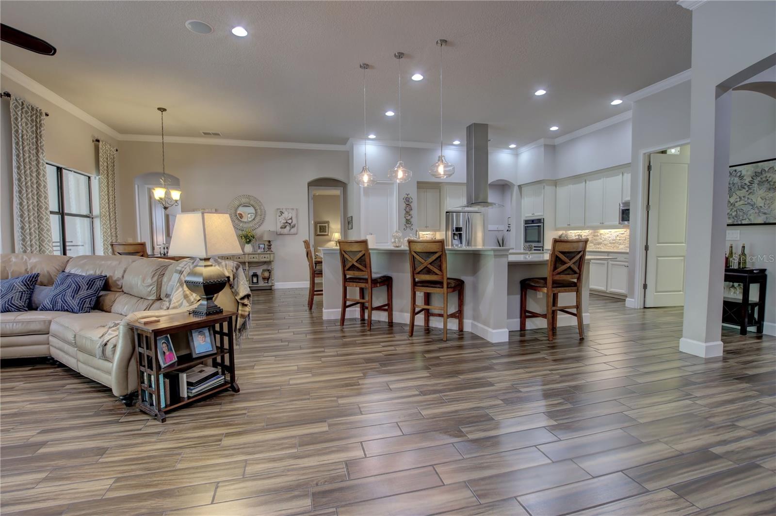 5769 SAYBROOK CIR — photo 5