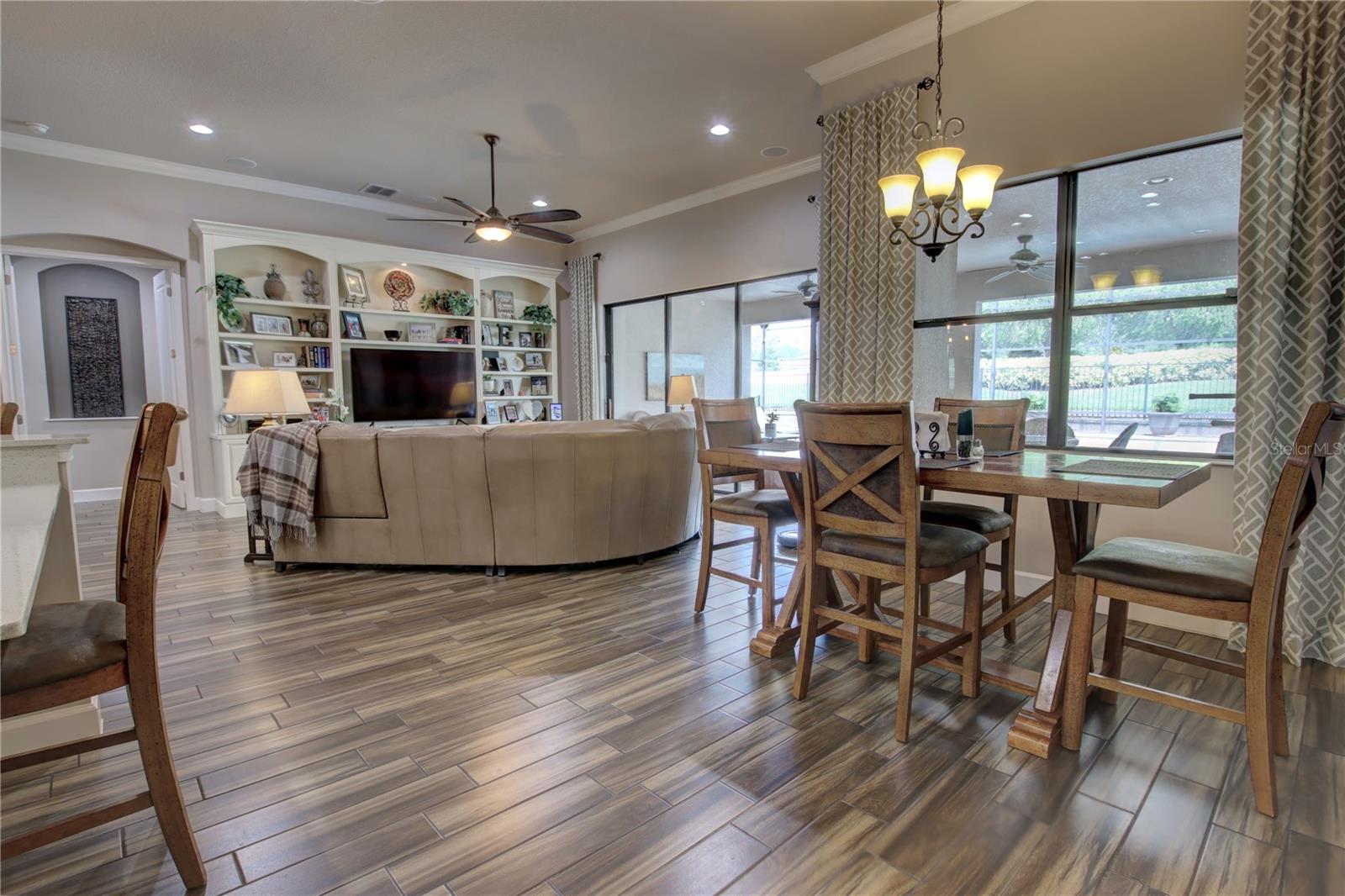 5769 SAYBROOK CIR — photo 6