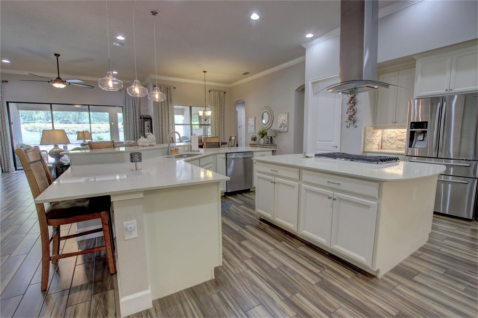 5769 SAYBROOK CIR — photo 9