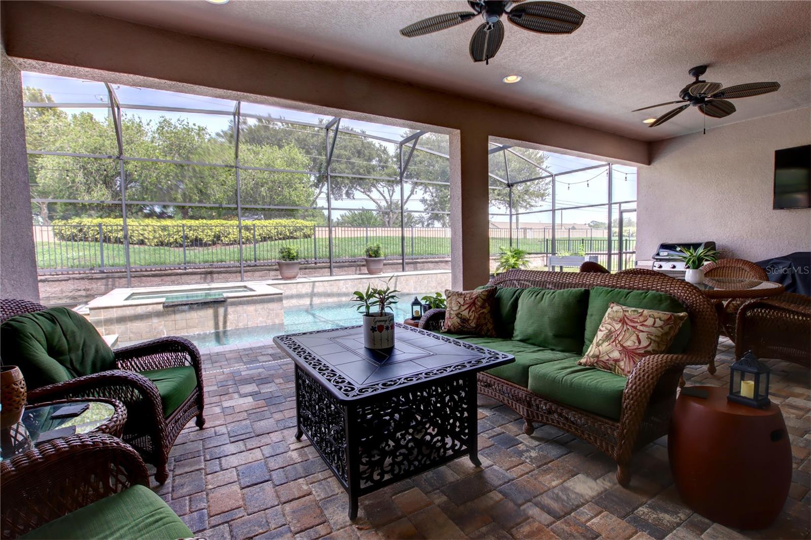 5769 SAYBROOK CIR — photo 35