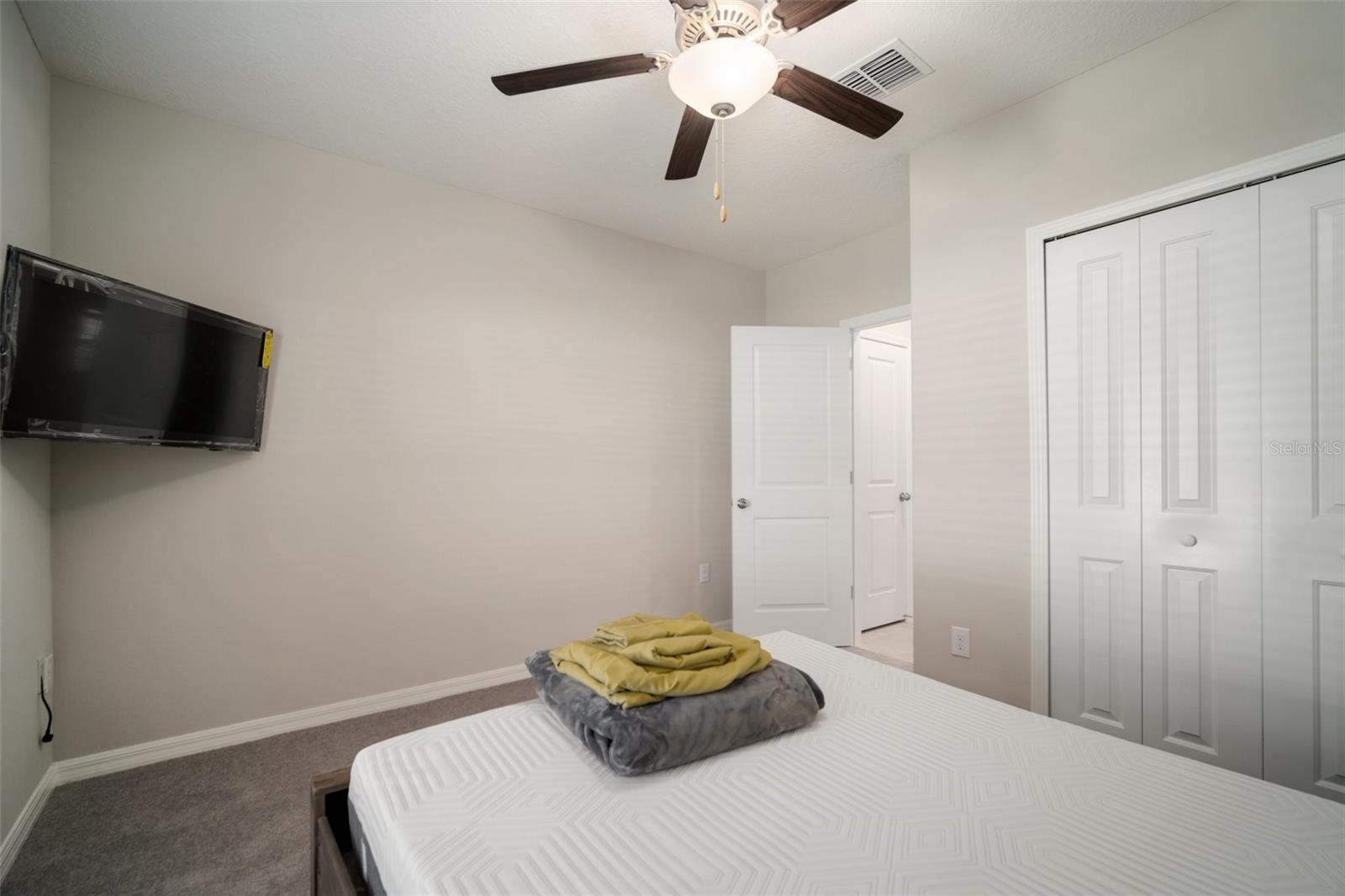 6980 KING CREEK DR — photo 28