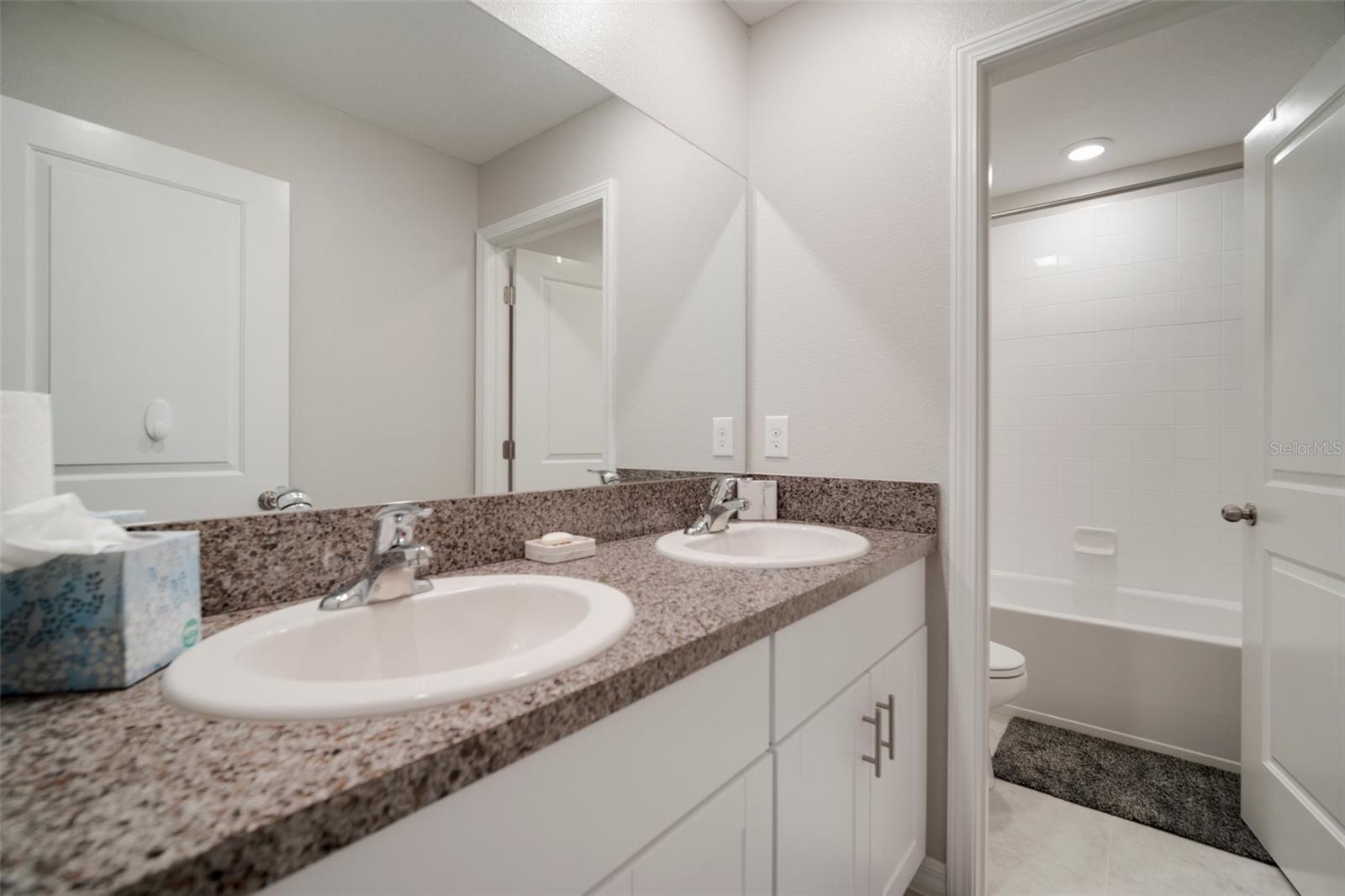 6980 KING CREEK DR — photo 42