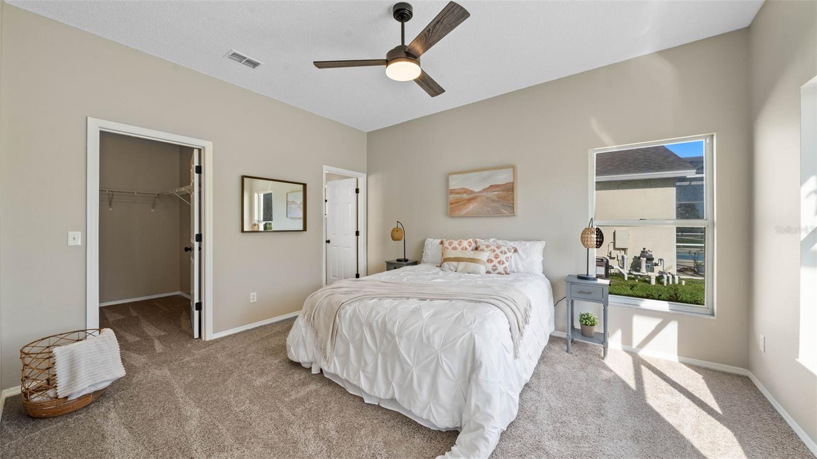 745 JAYBEE AVE — photo 10