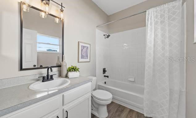 745 JAYBEE AVE — photo 11