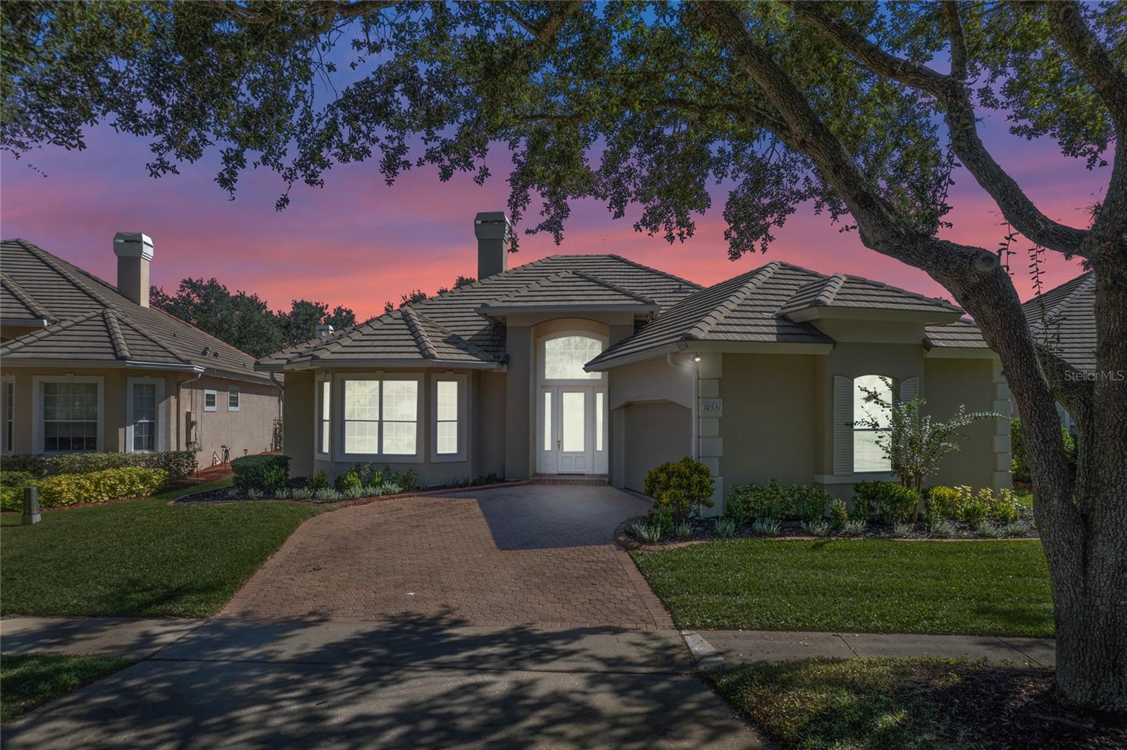 10531 HOLLY CREST DR — photo 2