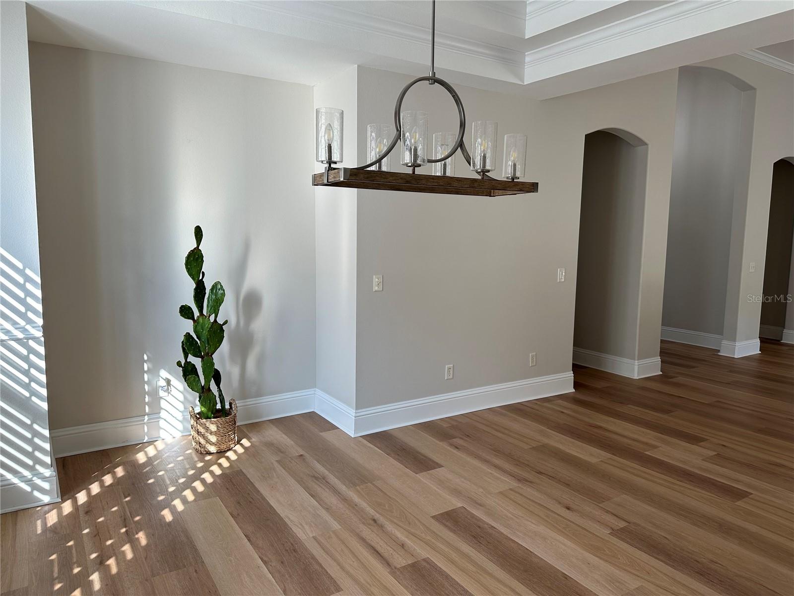 10531 HOLLY CREST DR — photo 15
