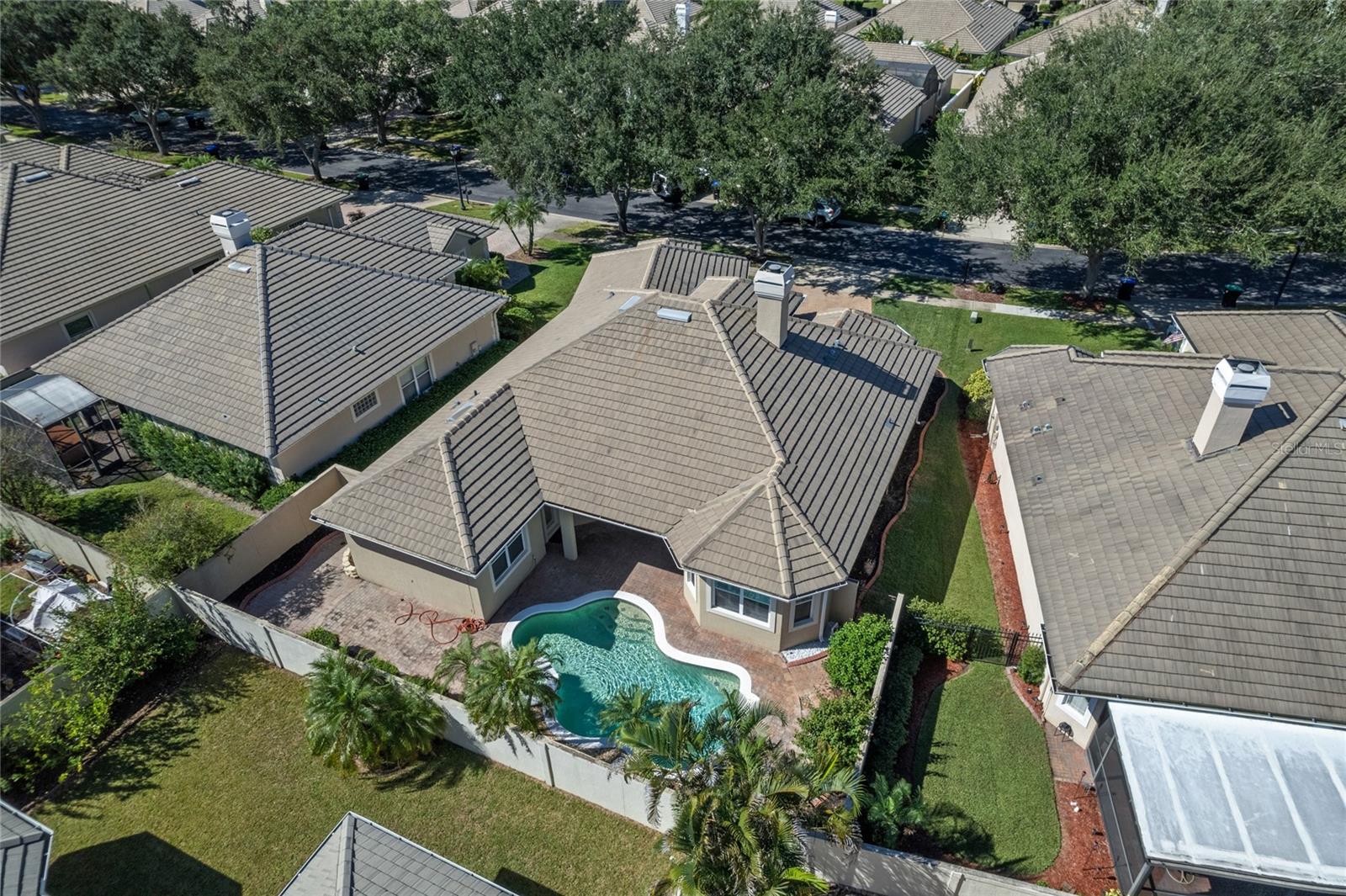 10531 HOLLY CREST DR — photo 35