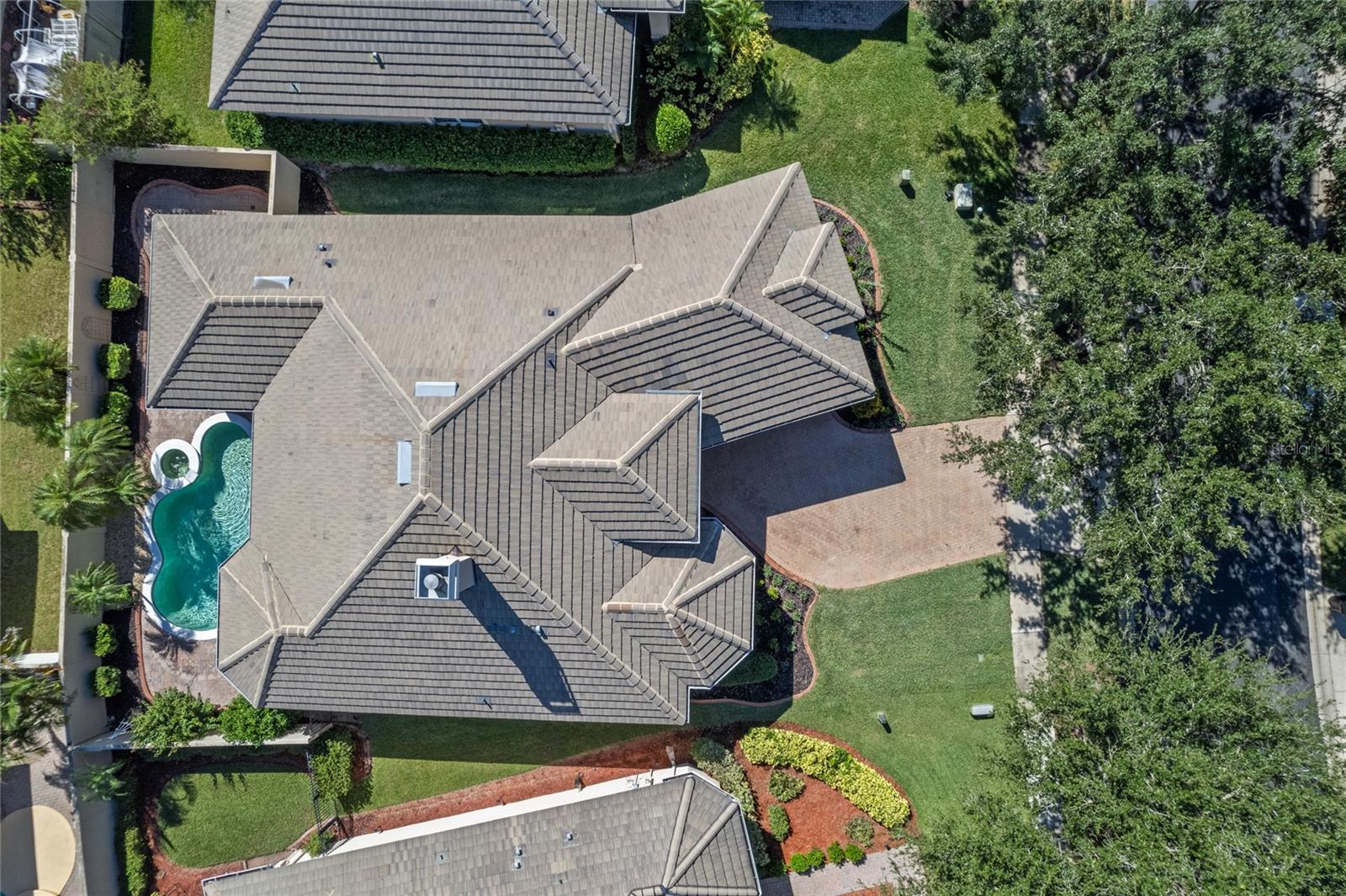 10531 HOLLY CREST DR — photo 36