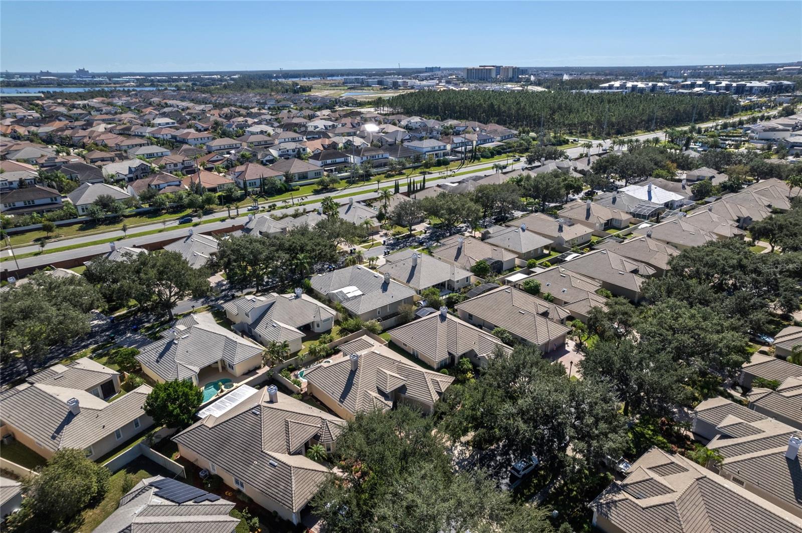 10531 HOLLY CREST DR — photo 39