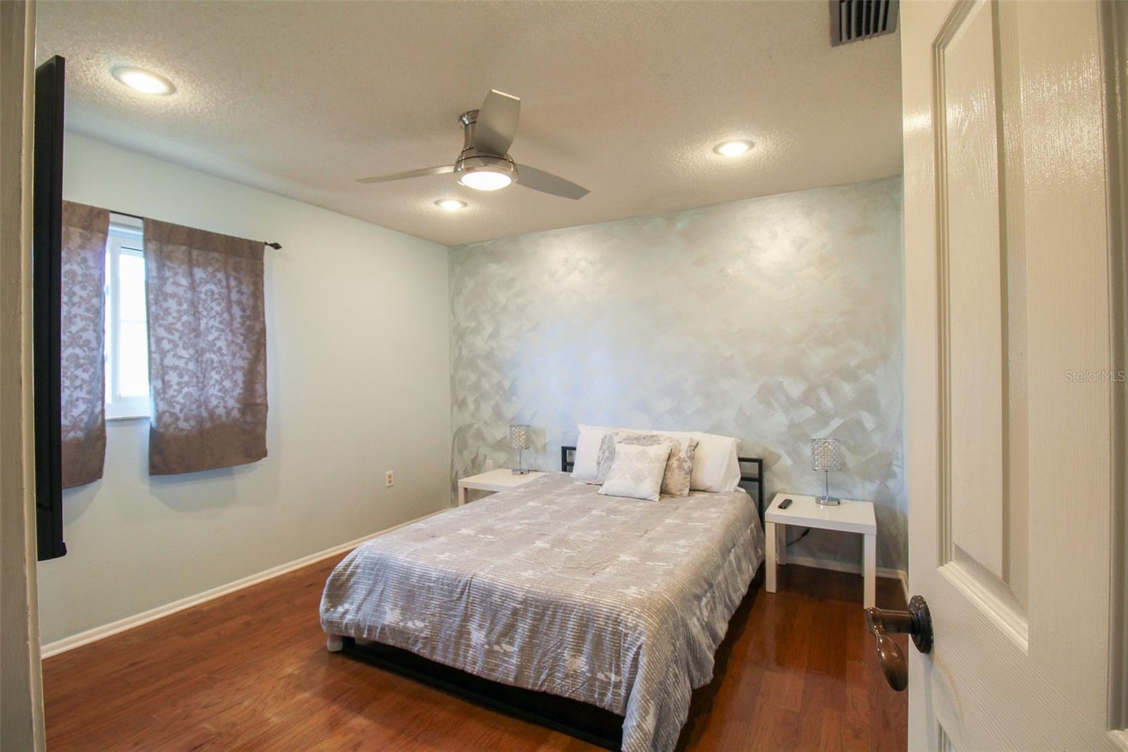 2807 67TH ST W — photo 27