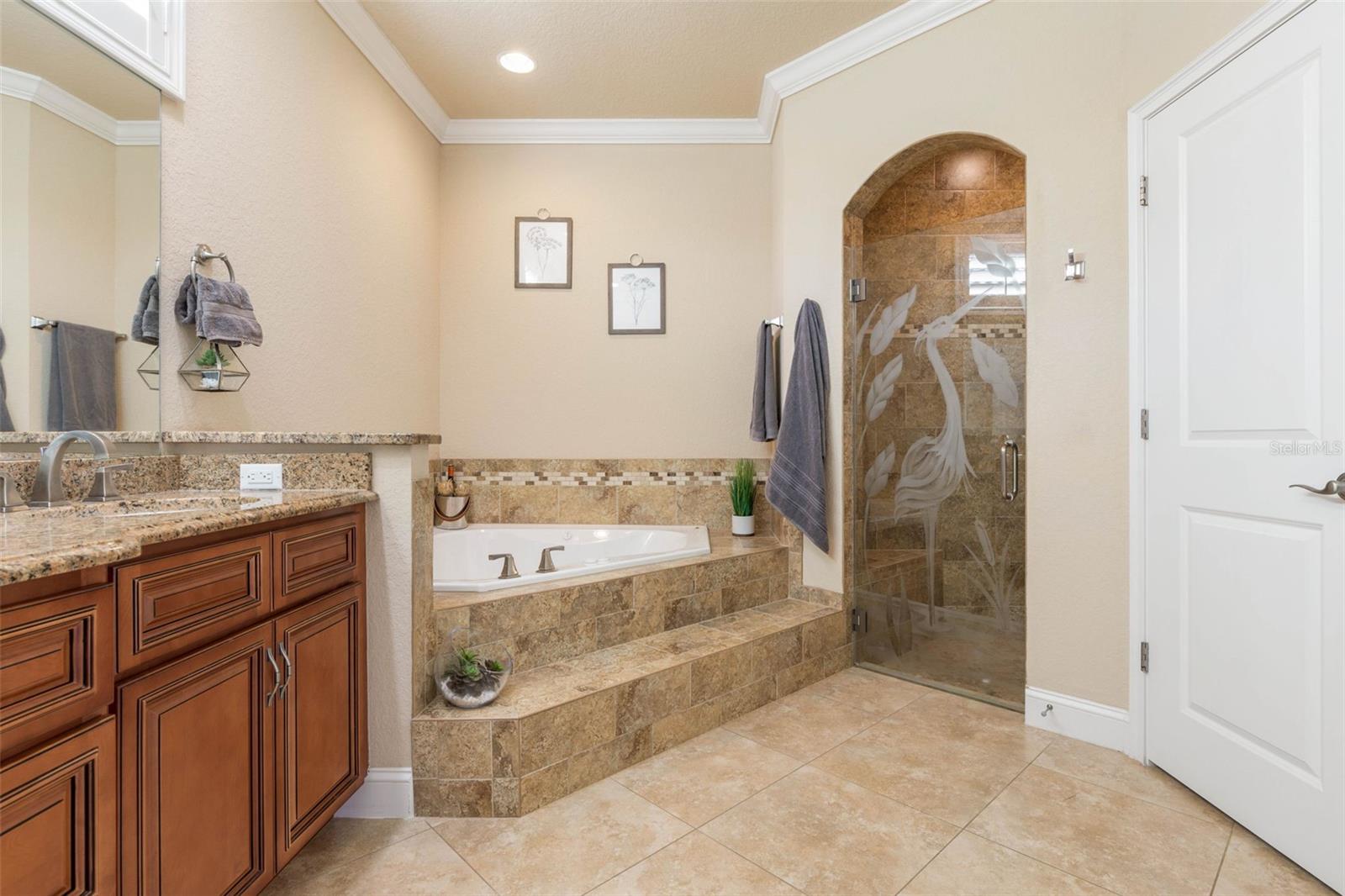 155 HERON DR — photo 34