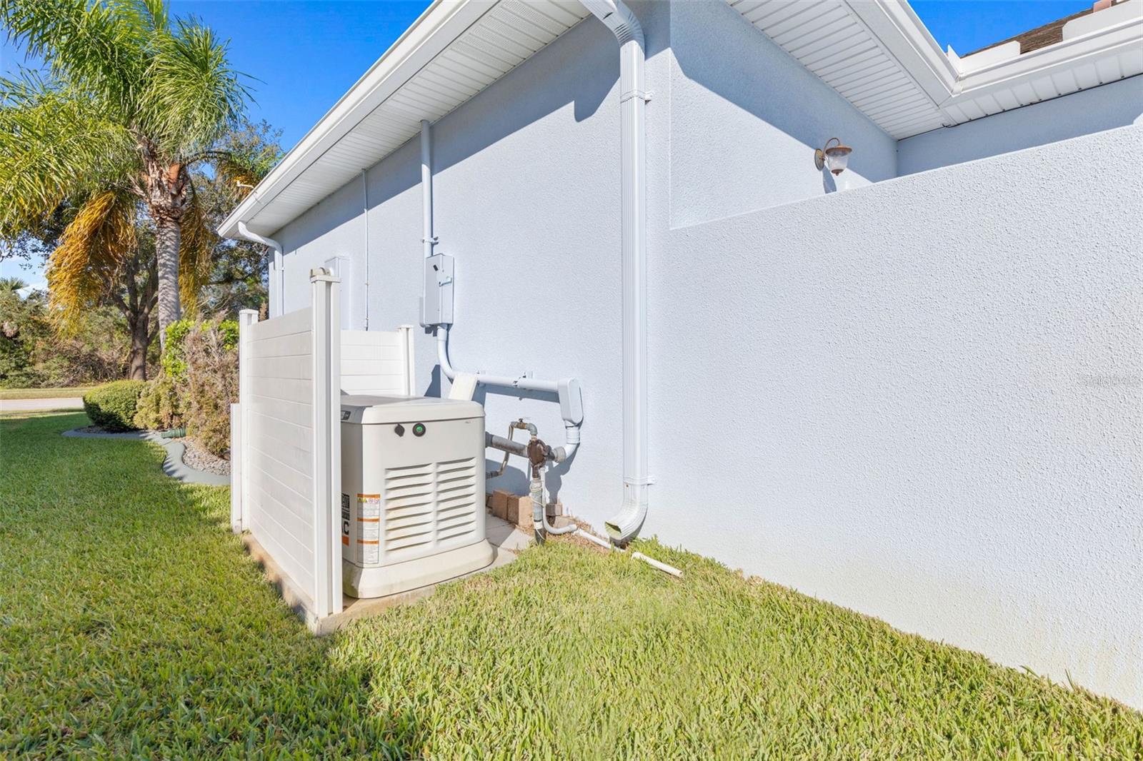 155 HERON DR — photo 60