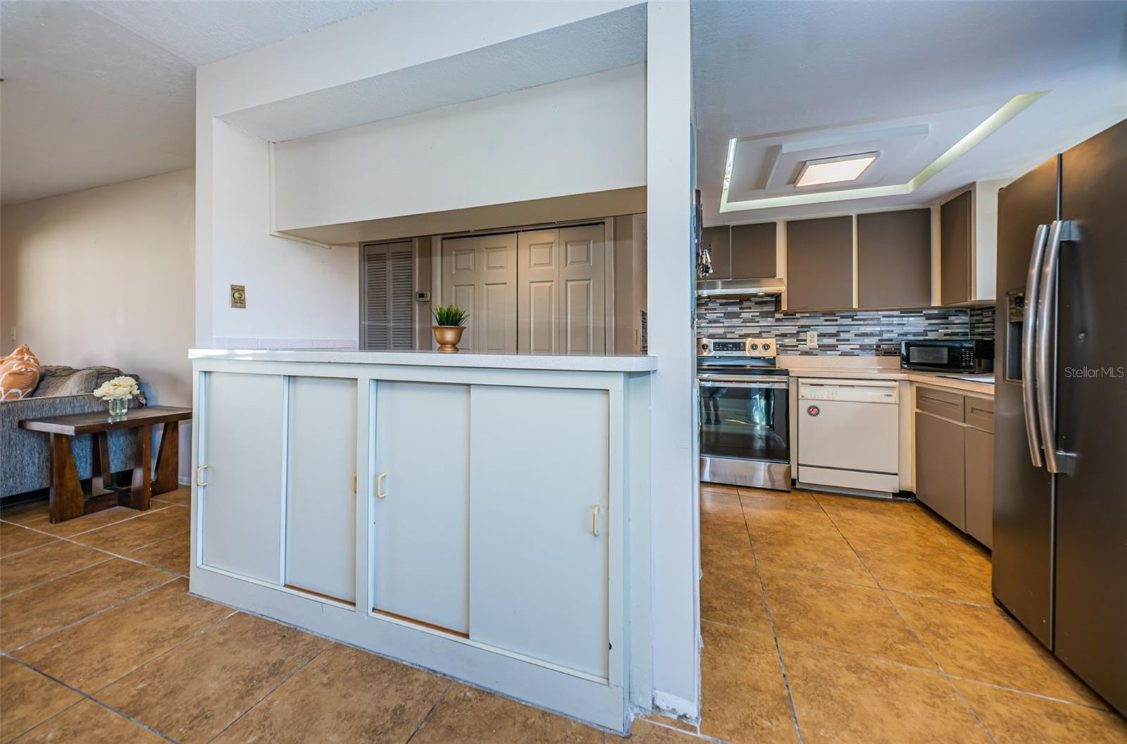 180 INGRID PL — photo 20