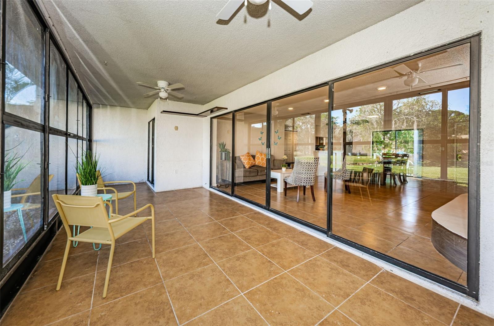 180 INGRID PL — photo 39