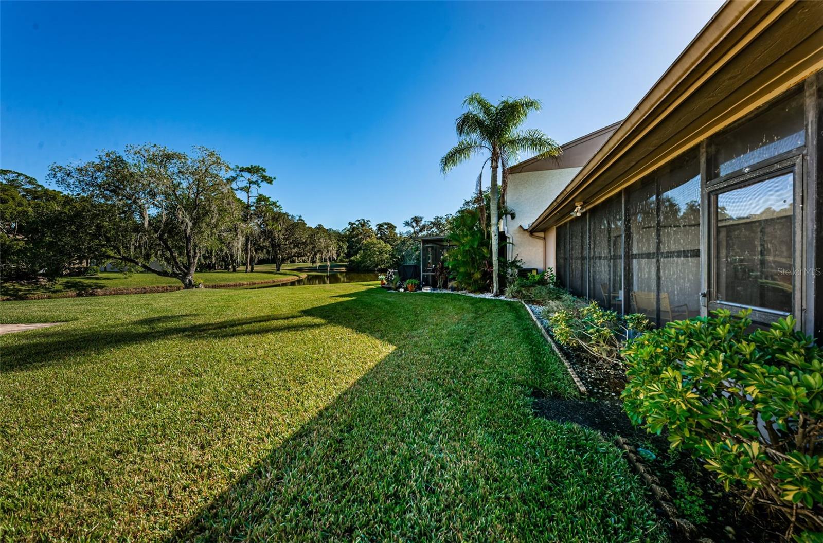 180 INGRID PL — photo 41