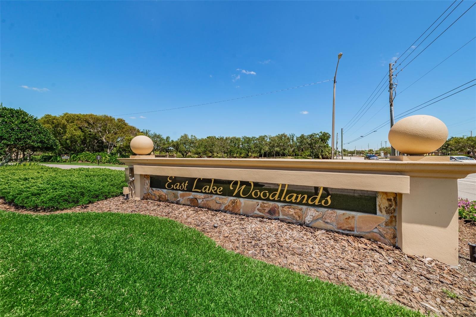 180 INGRID PL — photo 46