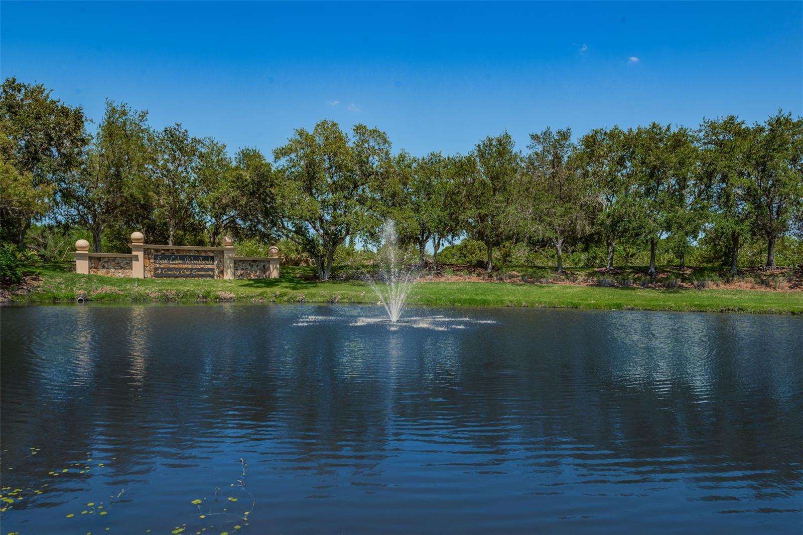 180 INGRID PL — photo 49