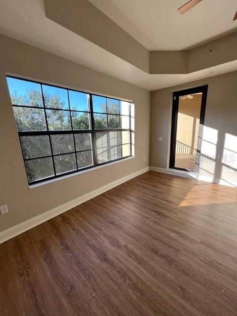 7804 LAKE VISTA CT #305 — photo 8