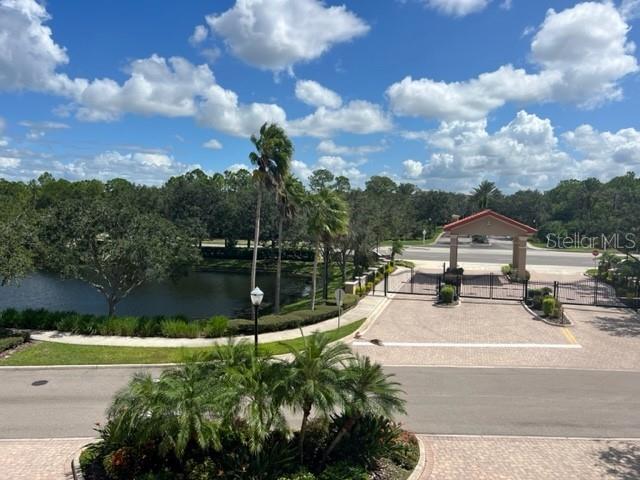 7804 LAKE VISTA CT #305 — photo 35