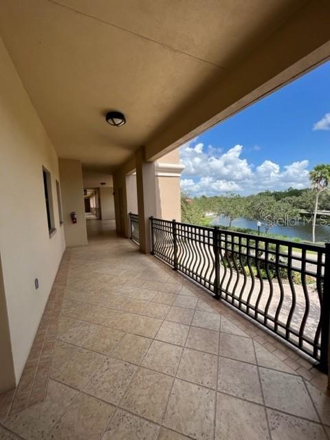 7804 LAKE VISTA CT #305 — photo 36