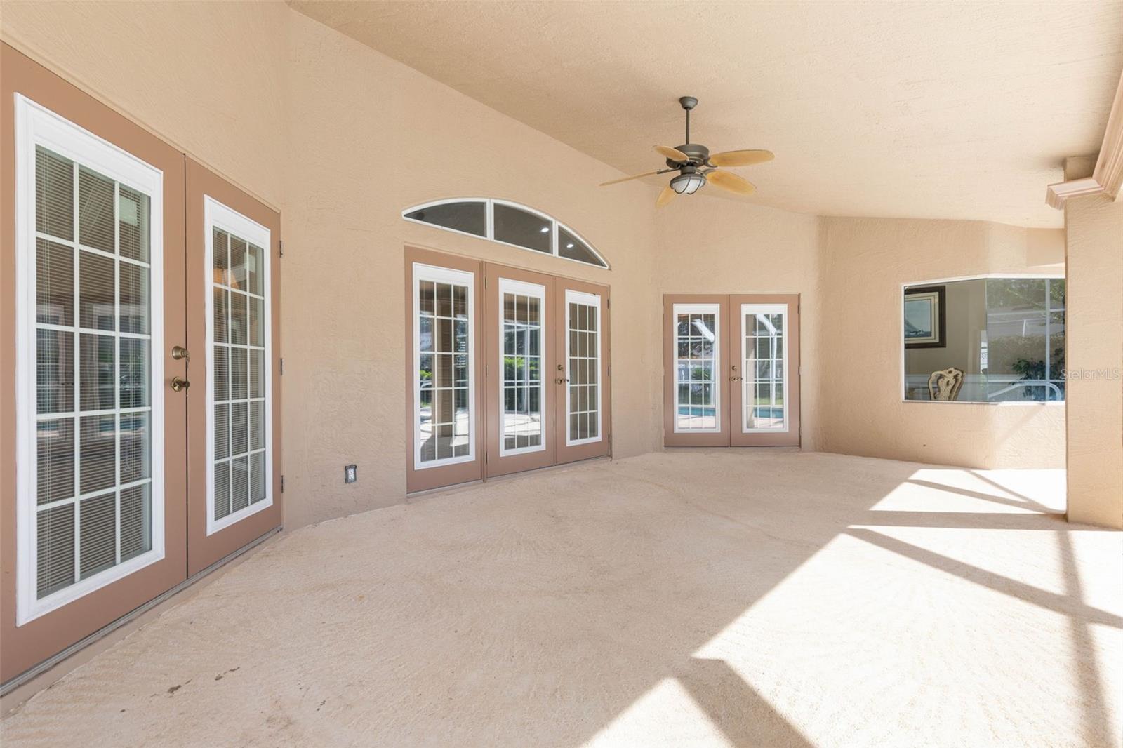 46 WOODWARD LN — photo 32