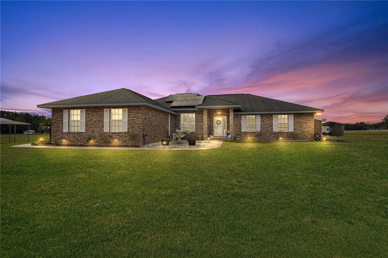 282 SW BREEZY DRIVE — photo 2
